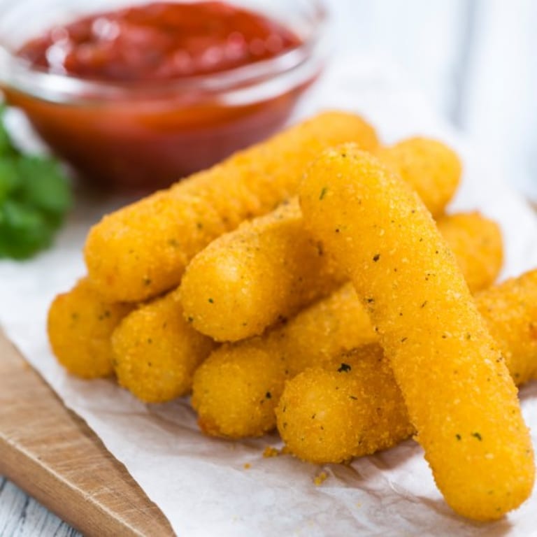 Delicious Mozzarella Sticks
